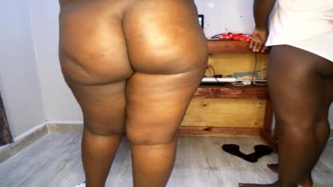 Nina online show from November 24, 6:29 pm