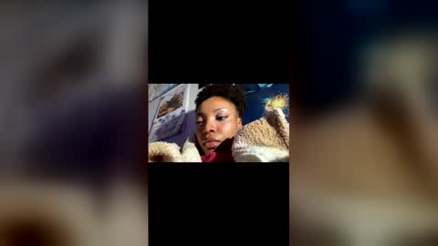 Queenkimi777 online show from December 1, 1:10 am