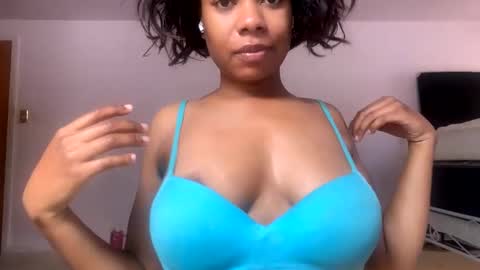 Kourtney online show from October 24, 5:53 pm