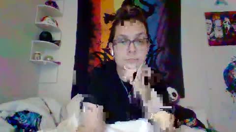 queenkriss97 online show from September 29, 1:55 am