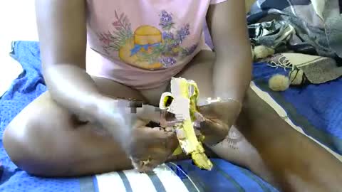 Snapshot of queenlacey_1 chatting on March 2, 2:00 pm queenlacey_1 online show from March 2, 2:00 pm