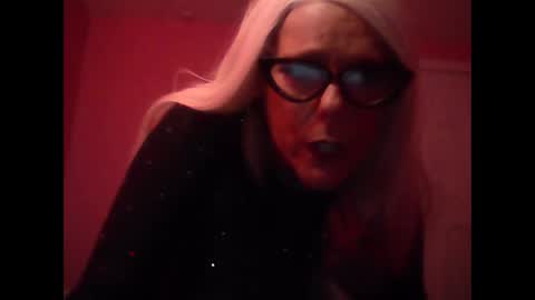 Queenmayhem online show from September 16, 1:17 am