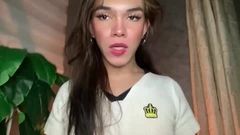 QUEEN online show from October 2, 9:44 pm