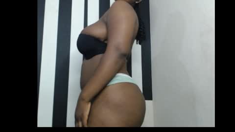 Zoey online show from November 27, 8:33 pm