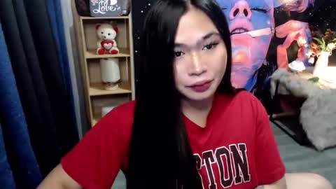 Snapshot of queenofcum169xx chatting on November 22, 4:28 pm Mikka online show from November 22, 4:28 pm