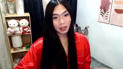 Snapshot of queenofcum169xx chatting on April 9, 5:29 pm Mikka online show from April 9, 5:29 pm