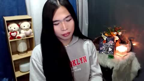 Snapshot of queenofcum169xx chatting on April 30, 6:25 pm Mikka online show from April 30, 6:25 pm