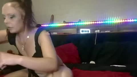 queenofmen69 online show from June 29, 8:31 pm