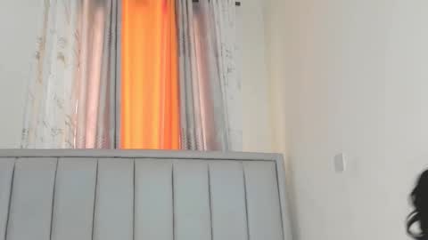 Snapshot of queenoftease_ chatting on March 26, 4:51 am queen mama online show from March 26, 4:51 am