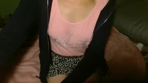 queenoftenderness online show from September 30, 7:41 pm