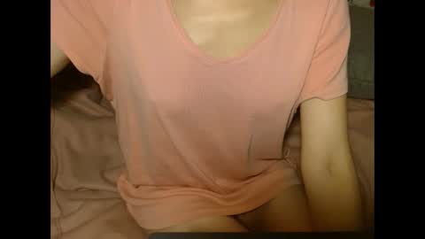 queenoftenderness online show from December 17, 6:58 pm