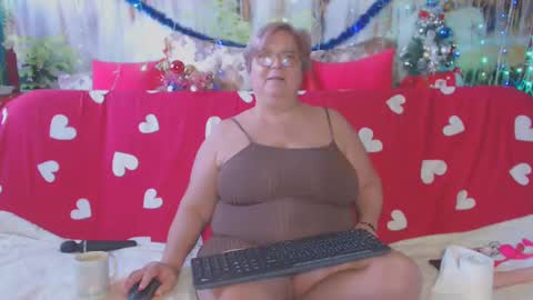 QueenPammy online show from January 4, 9:21 am