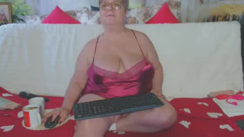 QueenPammy online show from January 16, 1:58 pm