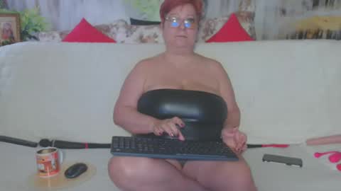 QueenPammy online show from January 25, 7:06 am