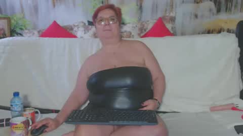 QueenPammy online show from January 25, 1:19 pm