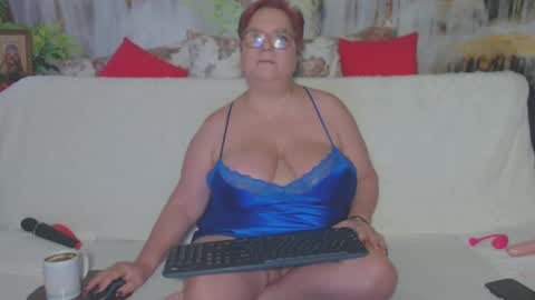 QueenPammy online show from February 3, 6:24 am
