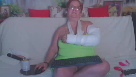 QueenPammy online show from February 25, 7:09 am