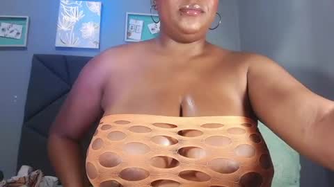 queenrachelbrown online show from July 25, 11:24 pm