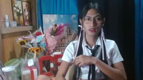 queensteffi online show from December 1, 7:36 pm