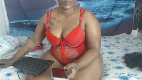 Snapshot of queenteex6993 chatting on July 22, 8:50 am queenteex6993 online show from July 22, 8:50 am