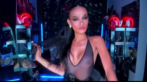 ValentinaMoone online show from May 18, 11:21 pm