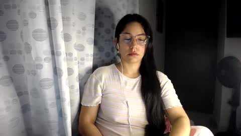 Paola online show from June 12, 2:43 am