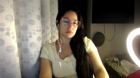 Paola online show from June 19, 2:16 am