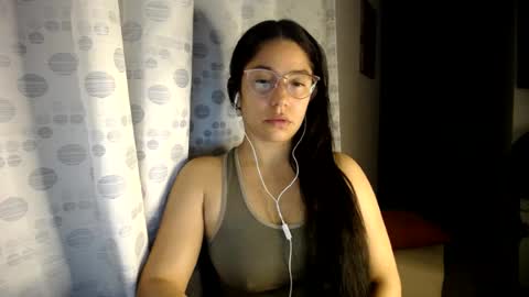 Paola online show from June 28, 3:45 am