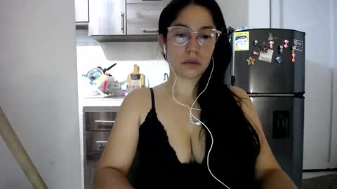 Paola online show from July 26, 5:26 am
