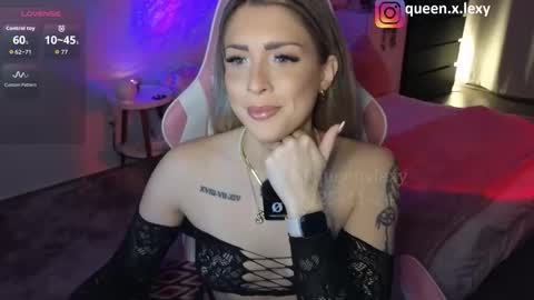 Snapshot of queenx_lexy chatting on November 24, 8:41 pm queenx_lexy online show from November 24, 8:41 pm