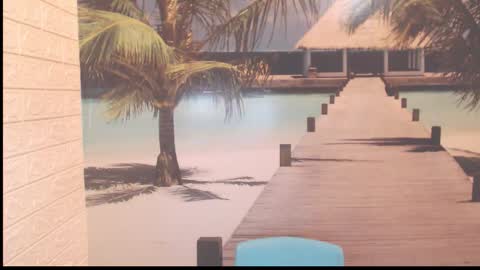 Snapshot of queenxnatasha chatting on December 17, 10:49 pm queenxnatasha online show from December 17, 10:49 pm