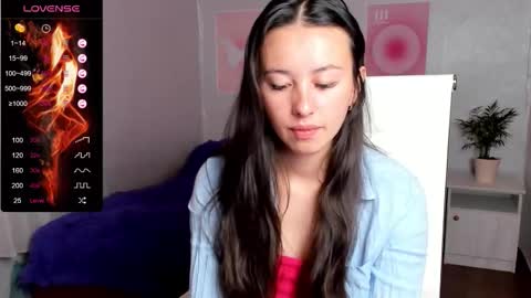 Snapshot of queitsharm_ chatting on September 18, 5:20 am Anna online show from September 18, 5:20 am