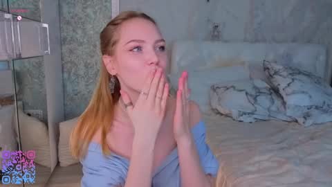 Teri  My favorite vibes 77 101 222 666 online show from November 12, 2:56 am