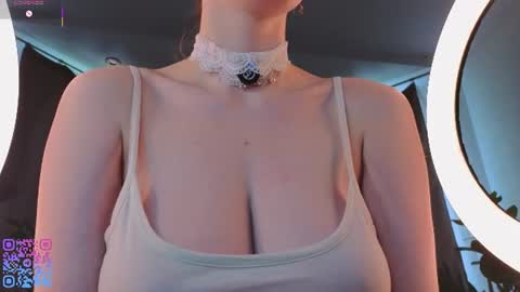 Teri  My favorite vibes 77 101 222 666 online show from June 12, 3:27 am