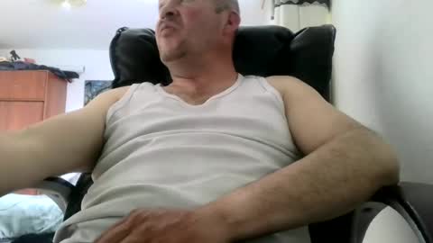 Snapshot of querubinrebelde chatting on July 13, 9:39 pm Don Ramon online show from July 13, 9:39 pm