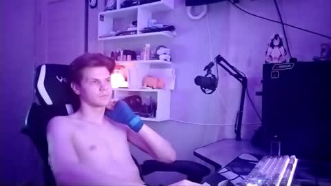 quiet_sh online show from February 11, 4:23 pm