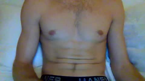 quiii1103 online show from December 14, 1:44 am