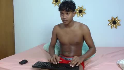 Snapshot of quike_2025 chatting on January 23, 11:47 pm quike_2025 online show from January 23, 11:47 pm