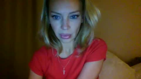 Snapshot of qurli24 chatting on October 28, 10:34 pm qurli24 online show from October 28, 10:34 pm