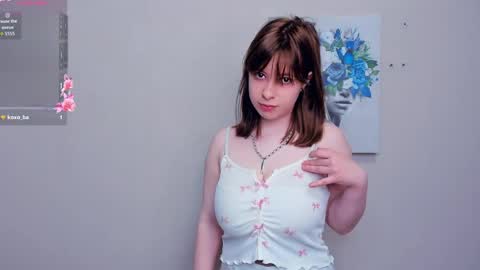 Snapshot of quyenlegasy chatting on March 28, 7:19 am Quyen online show from March 28, 7:19 am