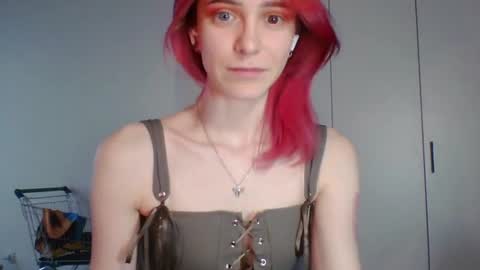 Lana Pollio online show from June 17, 3:13 pm