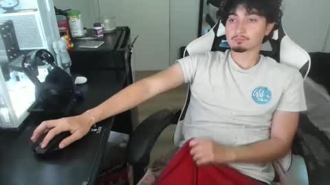 qwert4206 online show from March 30, 8:54 pm