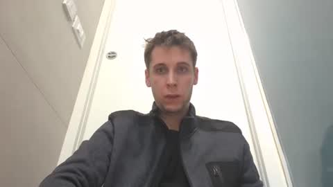 qwerty96cuck96 online show from December 15, 5:10 pm