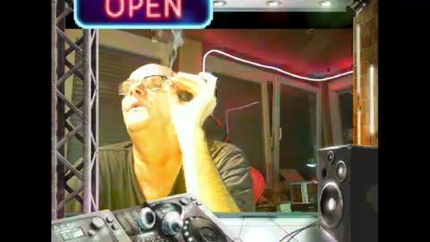 dj mike online show from January 13, 10:35 pm