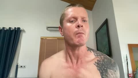 rabbit_eyes69 online show from March 7, 6:54 am