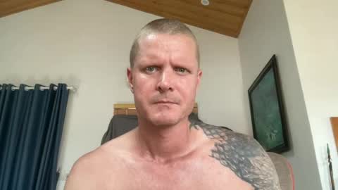 rabbit_eyes69 online show from May 7, 3:12 am