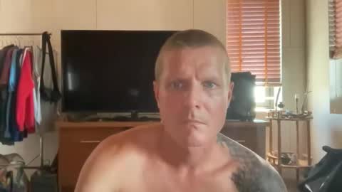 rabbit_eyes69 online show from June 4, 3:34 am