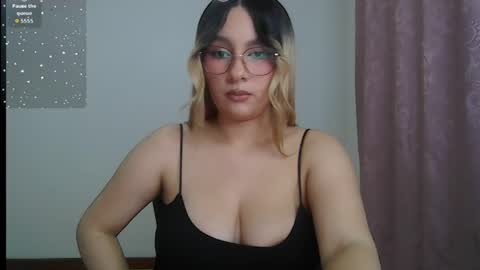 Snapshot of racchell_g22 chatting on March 19, 4:27 am Racchell g22 online show from March 19, 4:27 am