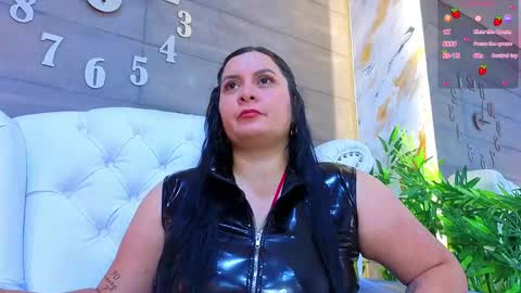 Snapshot of rachel_carlton chatting on May 27, 1:41 pm Rachel online show from May 27, 1:41 pm