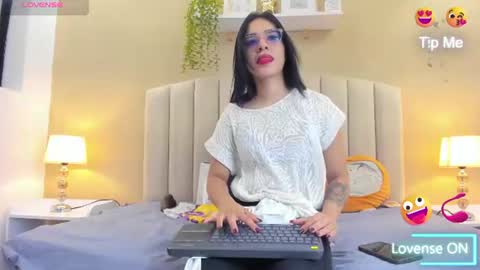 Rachel Donnelly online show from July 28, 2:18 am